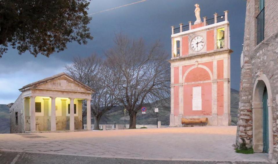 Vieniacasaccadia Bed and Breakfast Buitenkant foto